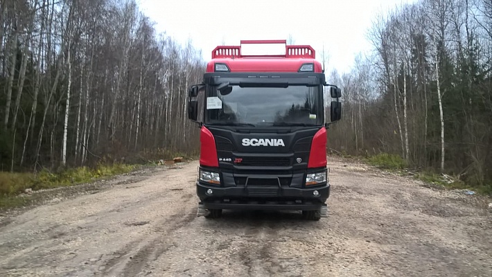 Сортиментовоз Scania P440 B6x4HZ